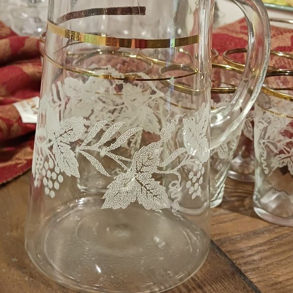Bartlett and Collins Drinkware - Picture 1 of 7